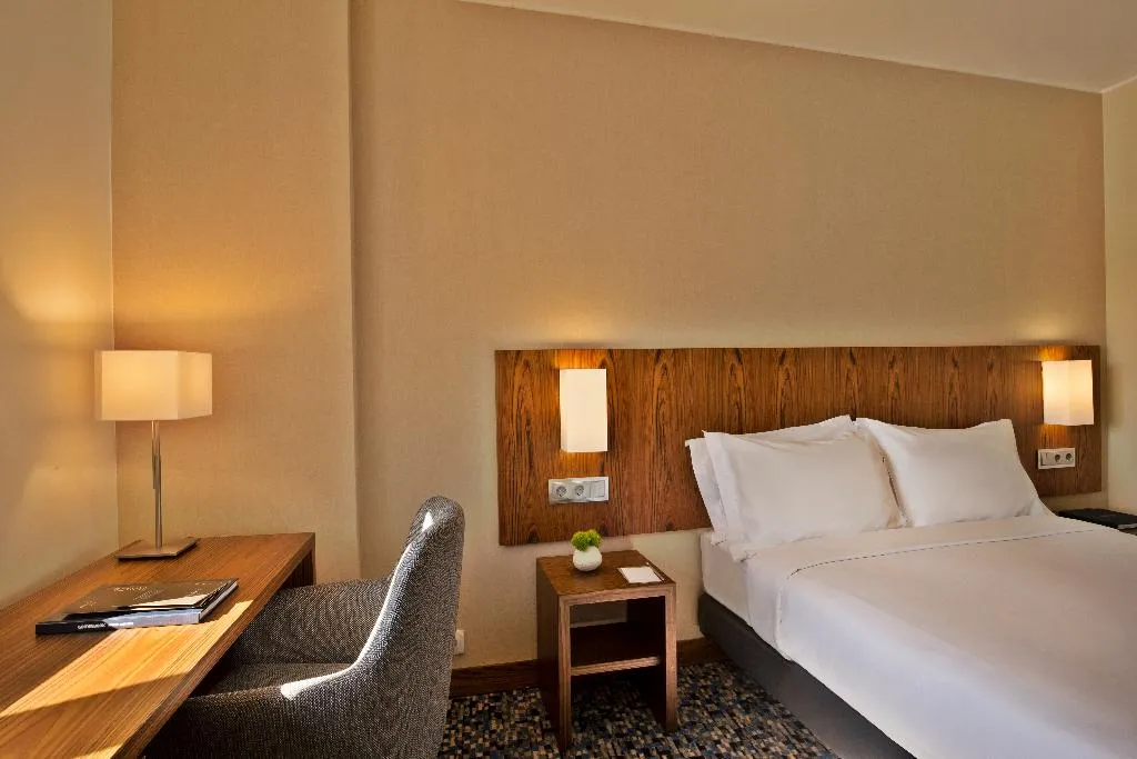 SINGLE STANDARD Room, Ramada by Wyndham Lisbon, Lisbon