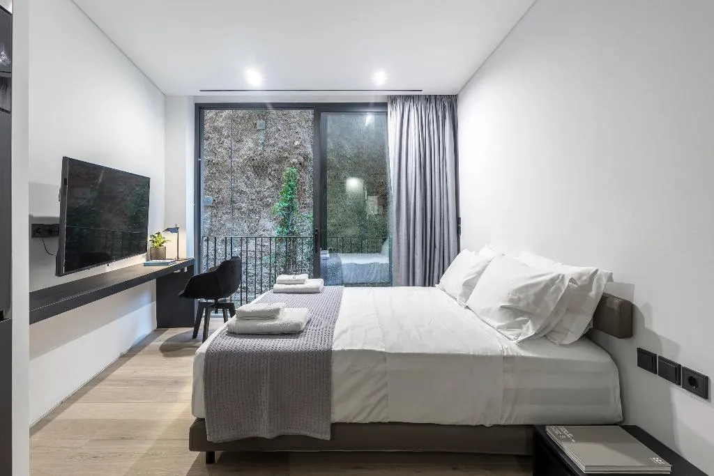 STUDIO STANDARD Room, The Duke Boutique Suites, Athens