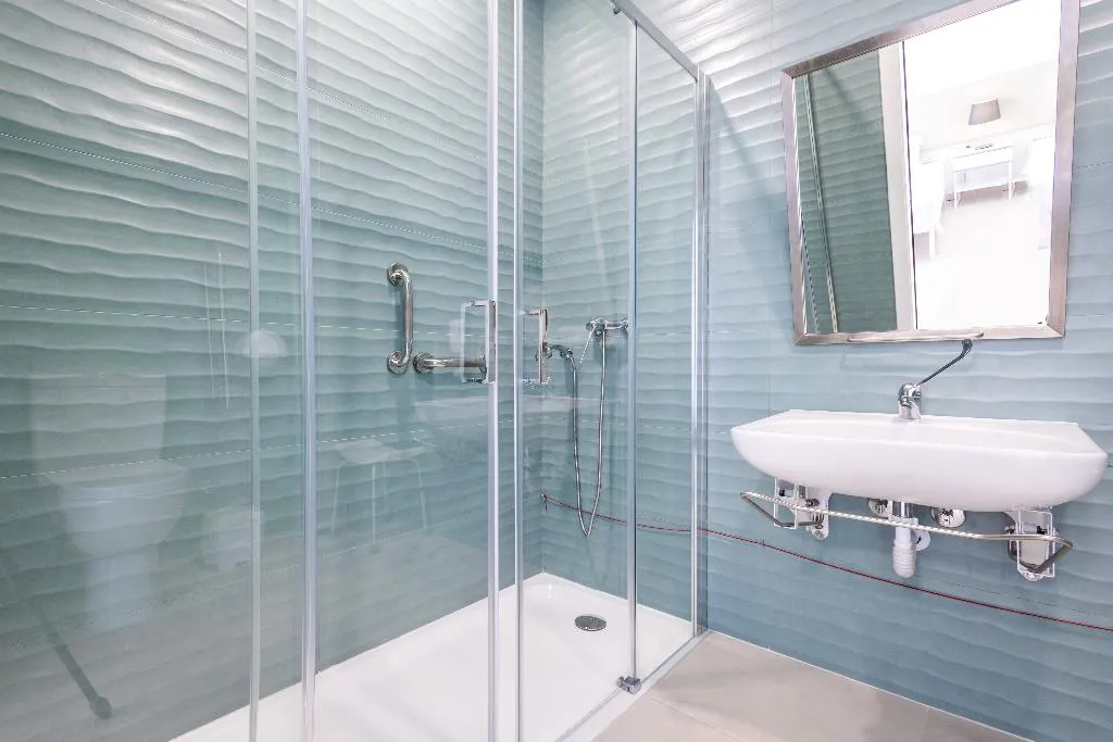Double or Twin STANDARD Room, Dunas Hostel & Guesthouse, Algarve