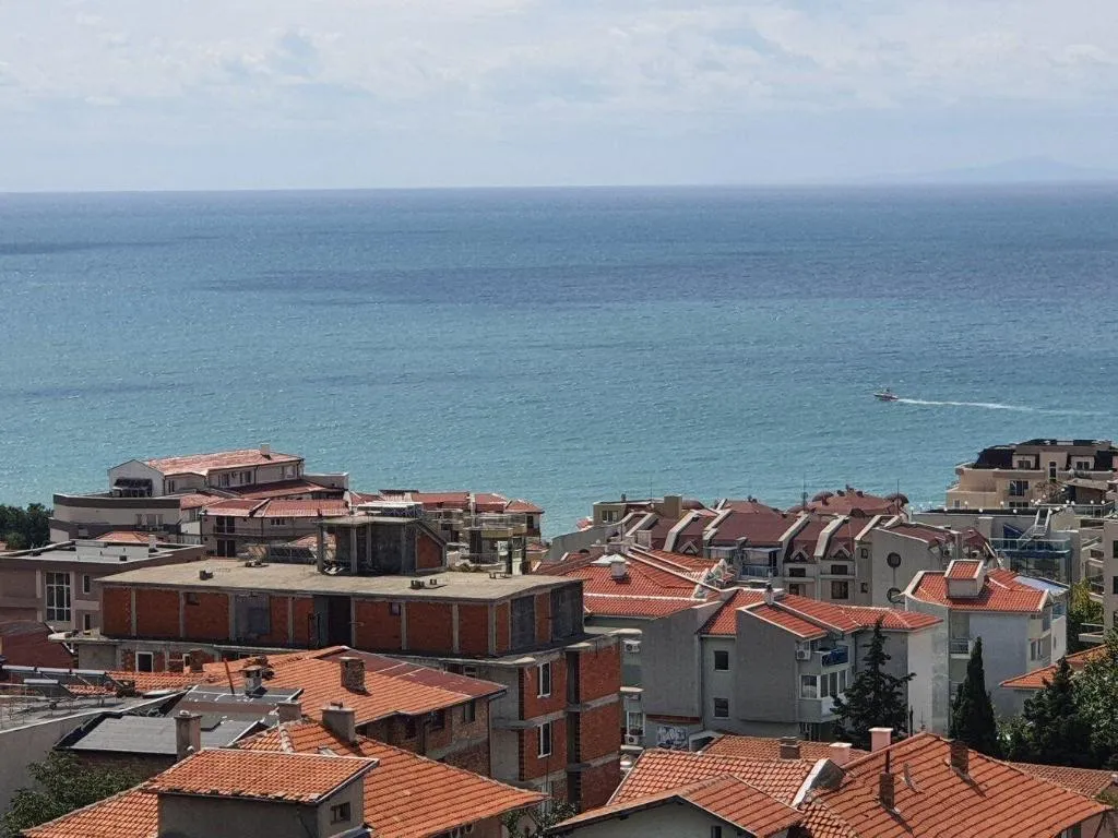 Terrace, Roel Residence Apartments, Bourgas