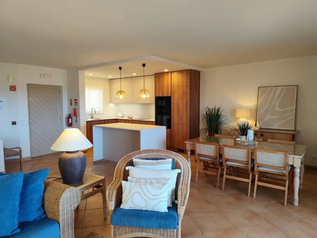 APARTMENT TWO BEDROOMS Room, Vila Palmeira, Algarve