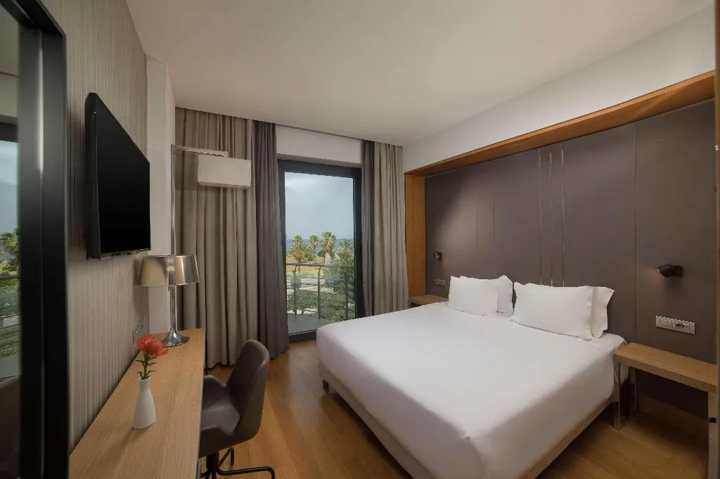 DOUBLE WITH VIEWS Room, NH Palermo, Palermo