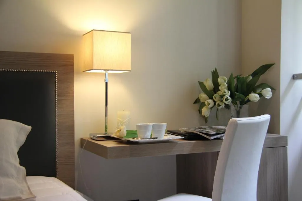 General view, Hotel Zara Milano, Milan
