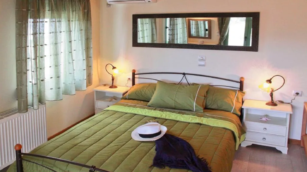 VILLA WITH PRIVATE POOL Room, Villa Mirothea, Skiathos