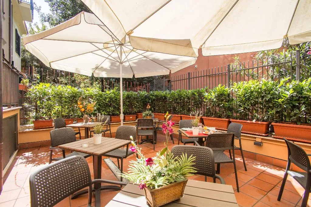Terrace, Hotel Depandance Espana, Naples