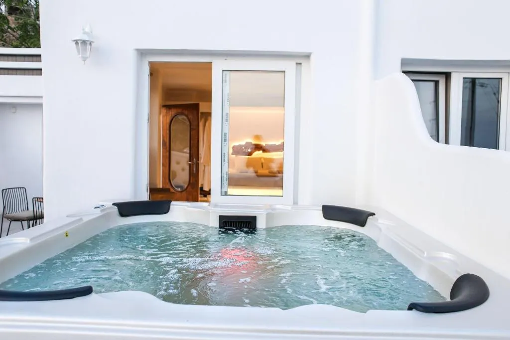 Sports and Entertainment, Villa Elina Suites And More, Mykonos