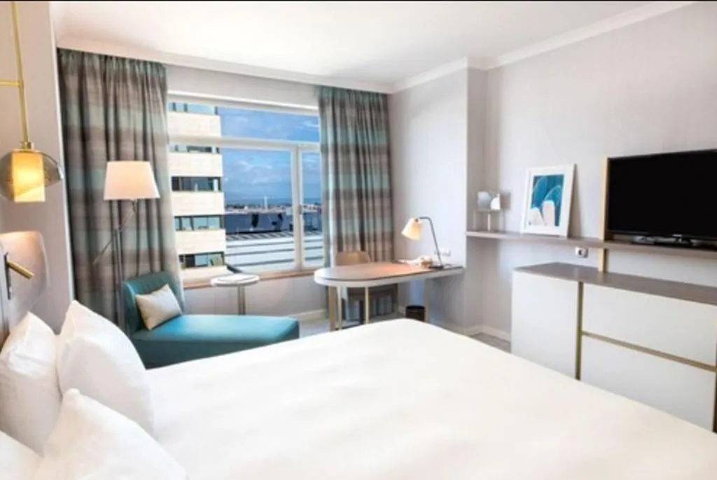 Room, Hilton Diagonal Mar Barcelona, Barcelona
