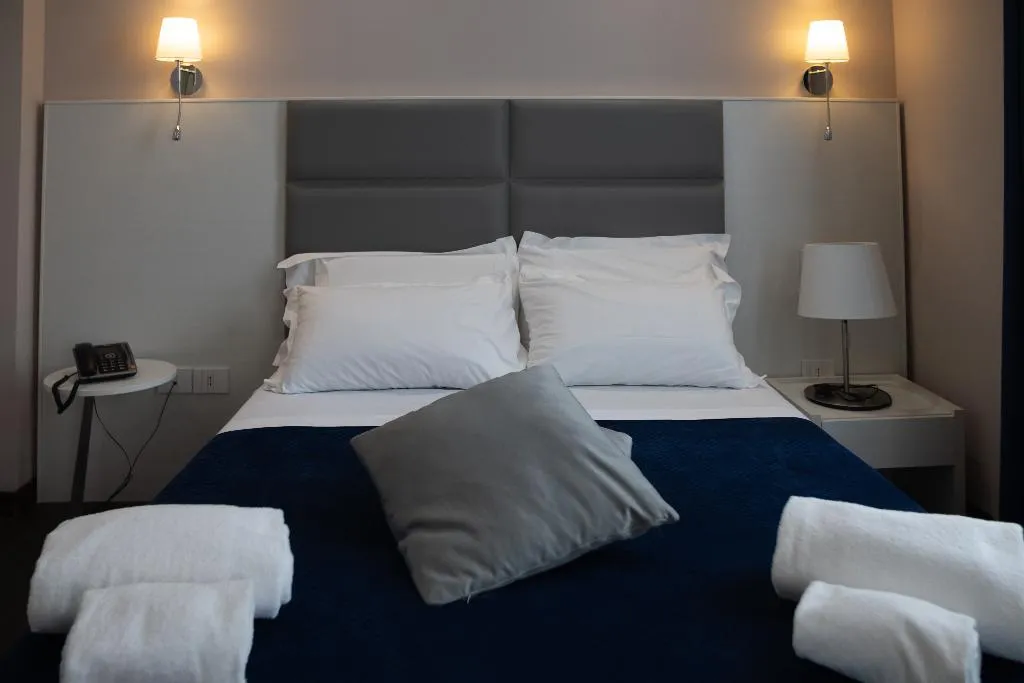 Double or Twin STANDARD Room, Palazzo Cappuccini Art Relais, Naples