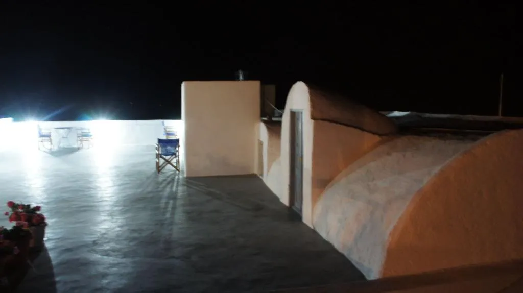General view, Marcos Rooms, Santorini