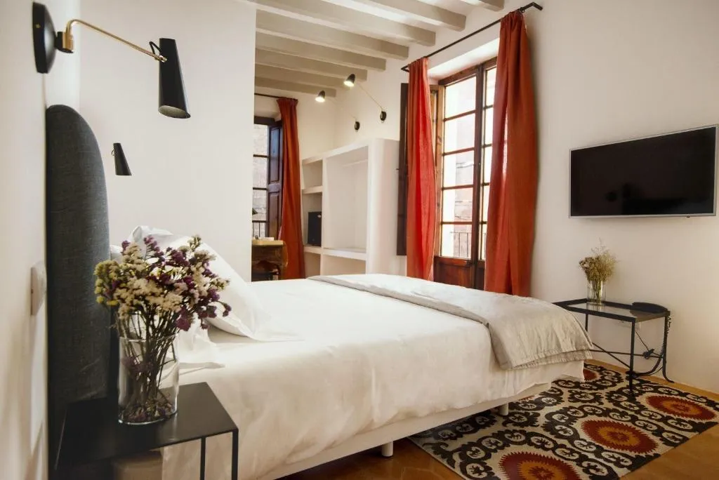 Room, Canavall, Majorca