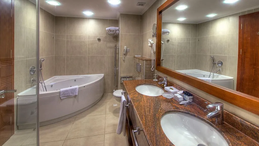 Room DELUXE Room, Korineum Golf Resort, Cyprus