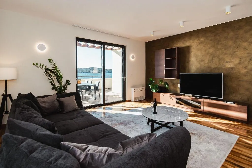 Room, Armerun Heritage Hotel & Residences, Split