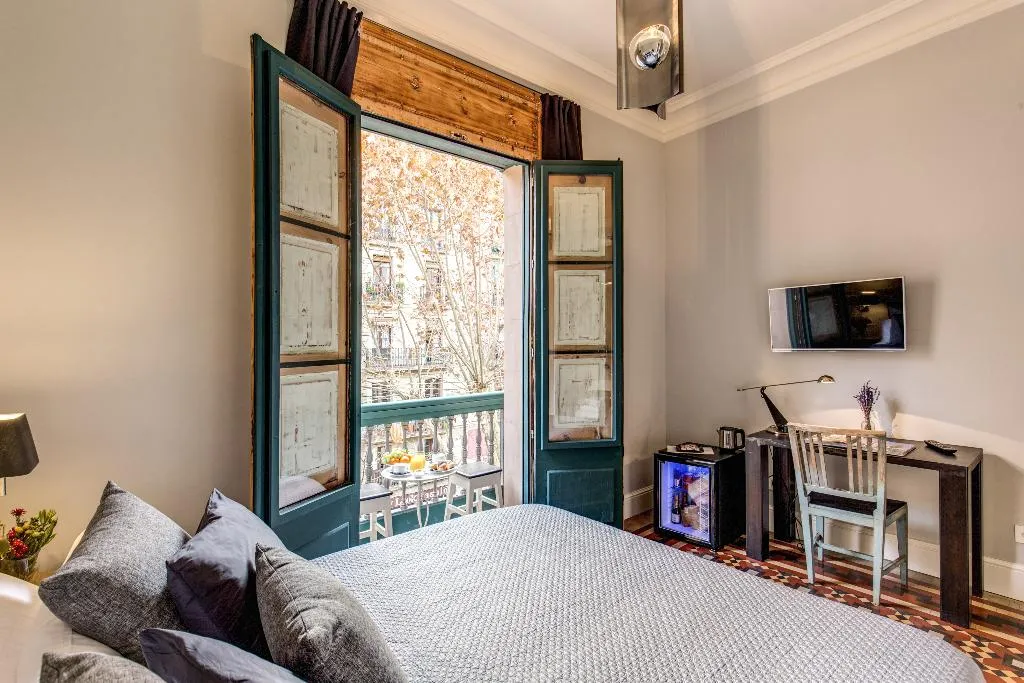 DOUBLE WITH BALCONY Room, We Boutique Hotel, Barcelona