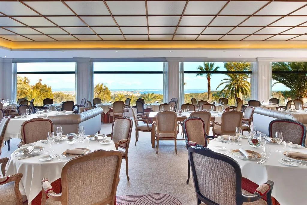 Restaurant, Castillo Hotel Son Vida, Majorca