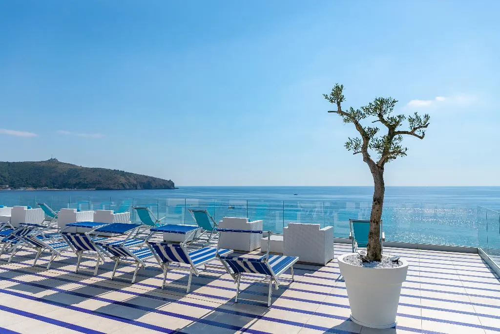 Terrace, Hotel Saline Palinuro, Naples