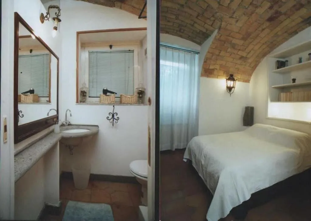 Room, Villino Corbelli, Rome