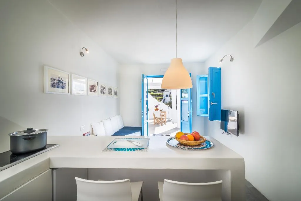SUITE HONEYMOON Room, Fava Eco Suites, Santorini