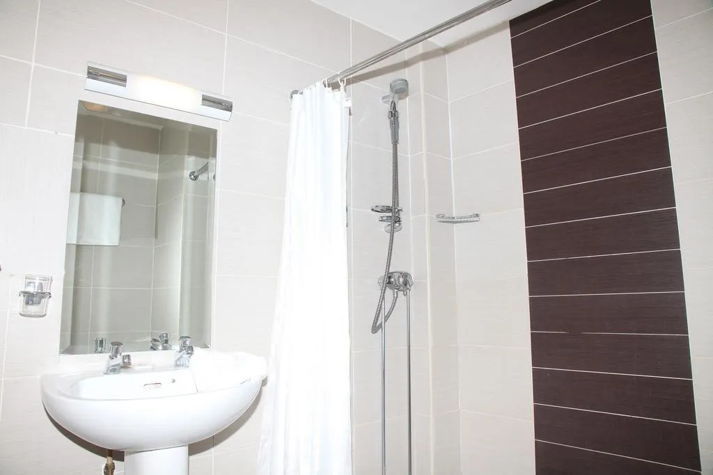 TRIPLE STANDARD Room, Harding, Dublin