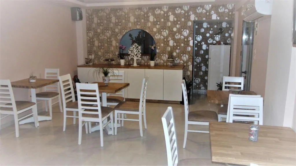Restaurant, Avra, Crete