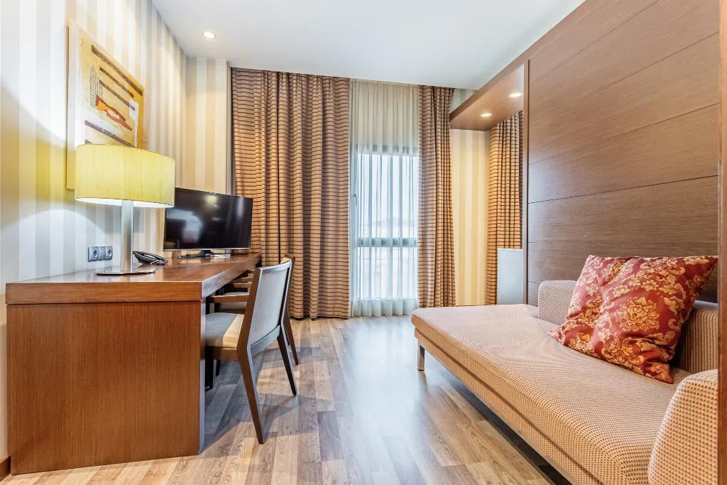 DOUBLE SINGLE USE CLASSIC Room, Sercotel Las Artes, Madrid