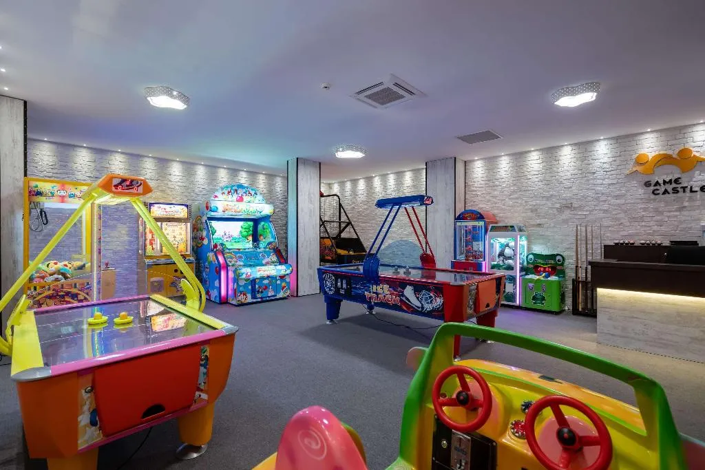 Sports and Entertainment, Papillon Belvil, Antalya