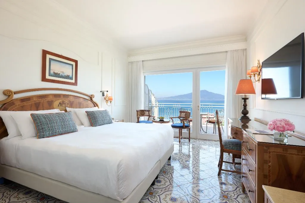 Double or Twin SEA VIEW Room, Grand Hotel De La Ville, Naples
