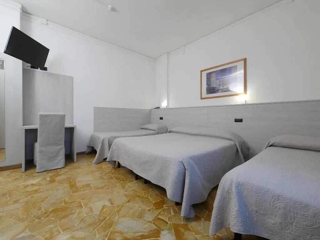 Room, Florence House Careggi, Florence