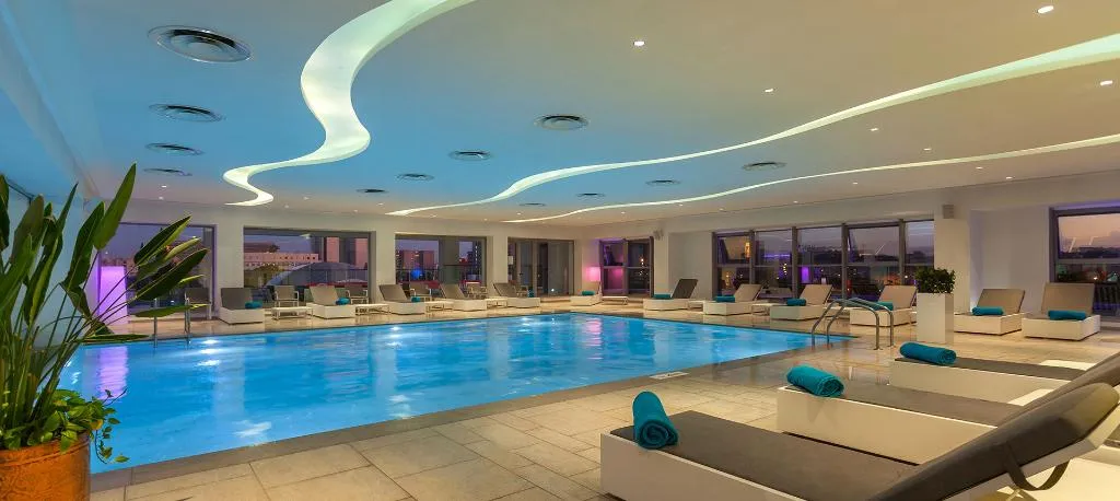 Pool, Radisson Blu Hotel & Convention Center, Tunisia