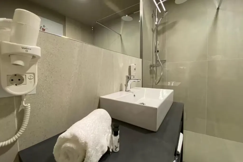 Room Accessible Room, Amedia Milan, Trademark Collection by Wyndham, Milan