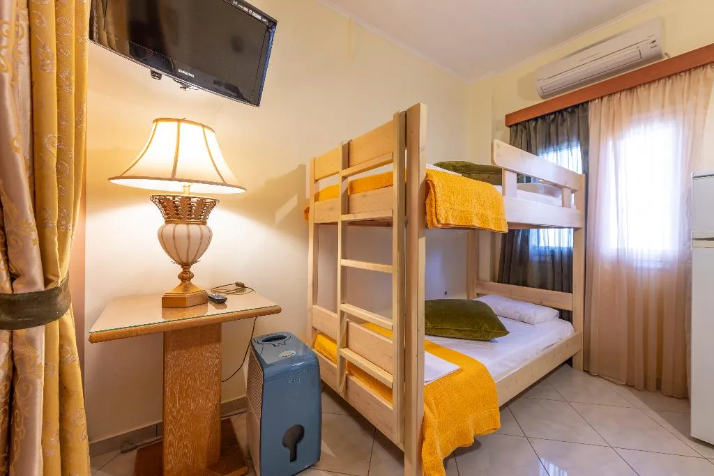 APARTMENT CAPACITY 2 Room, Irida Resort Suites, Athens
