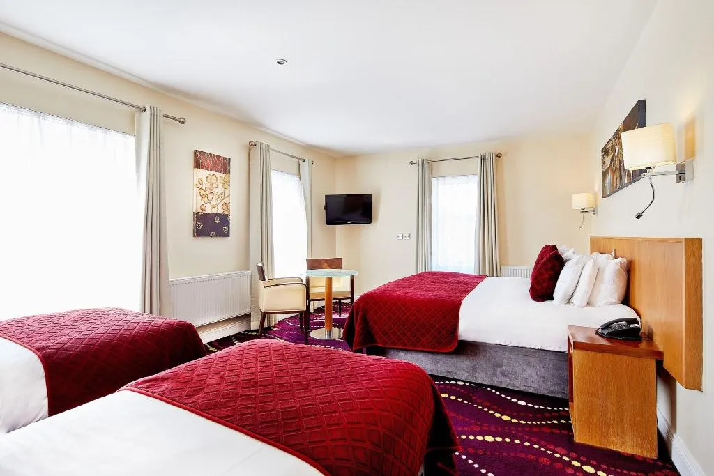 FAMILY ROOM STANDARD Room, Arlington Hotel Dublin, Dublin