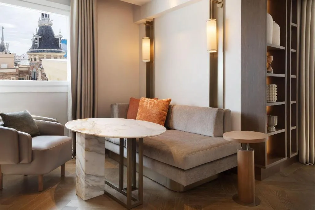 SUITE WITH TERRACE WITH VIEWS Room, Jw Marriott Hotel Madrid, Madrid