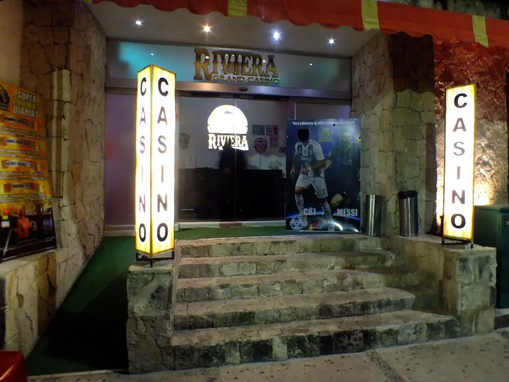 Sports and Entertainment, Sahara Hotel, Playa Del Carmen