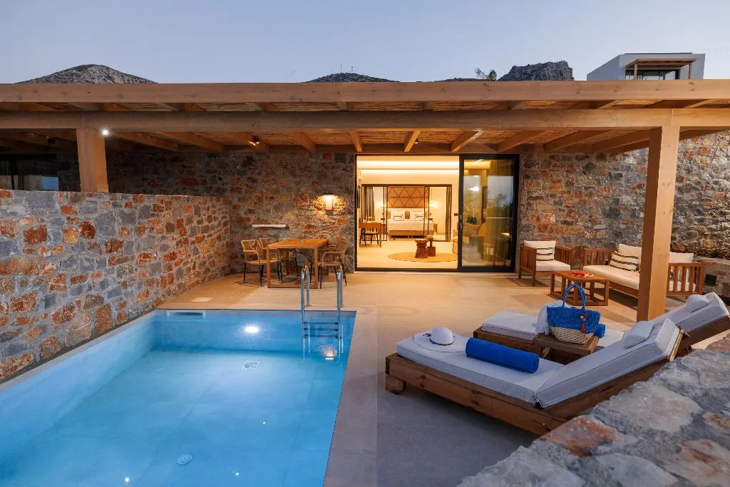 SUITE DELUXE GARDEN VIEW Room, Deos Luxury Suites, Crete