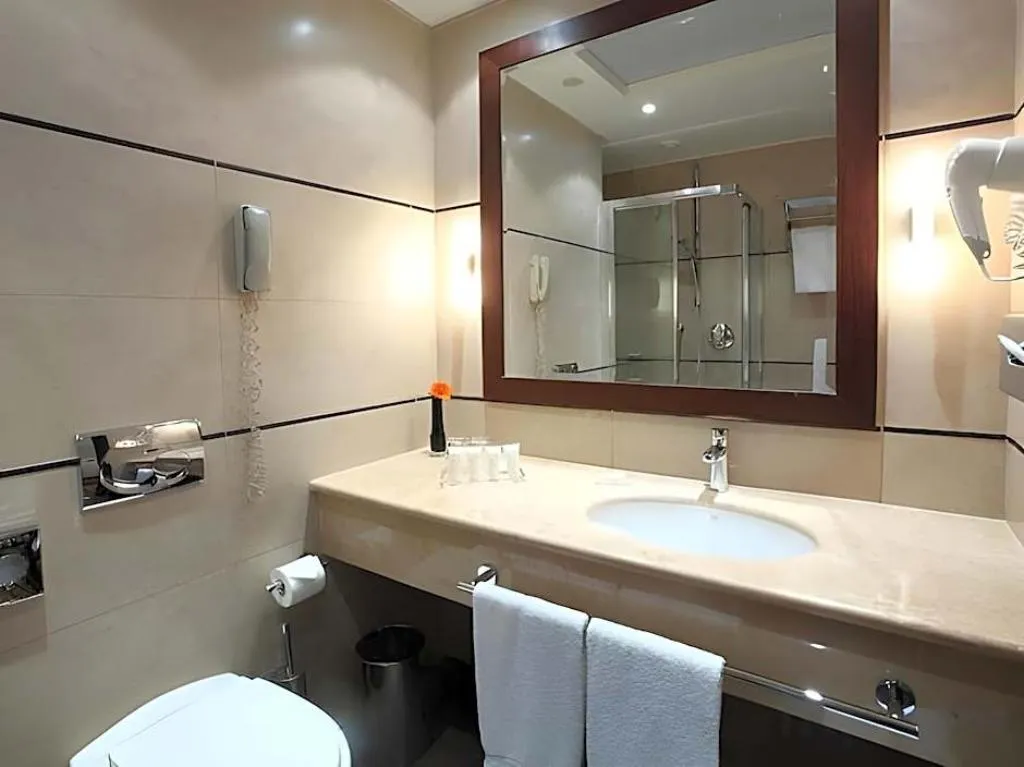 TWIN SUPERIOR Room, Starhotels Ritz, Milan
