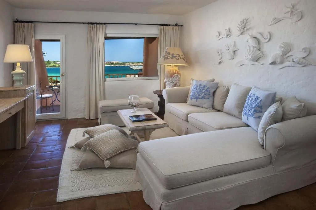 SUITE PREMIUM WITH VIEWS Room, Cervo, Olbia