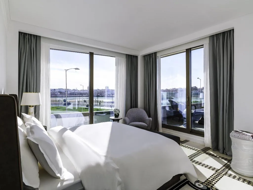 SUITE KING SIZE BED Room, Fairmont Residences La Marina Rabat-Sale, Rabat