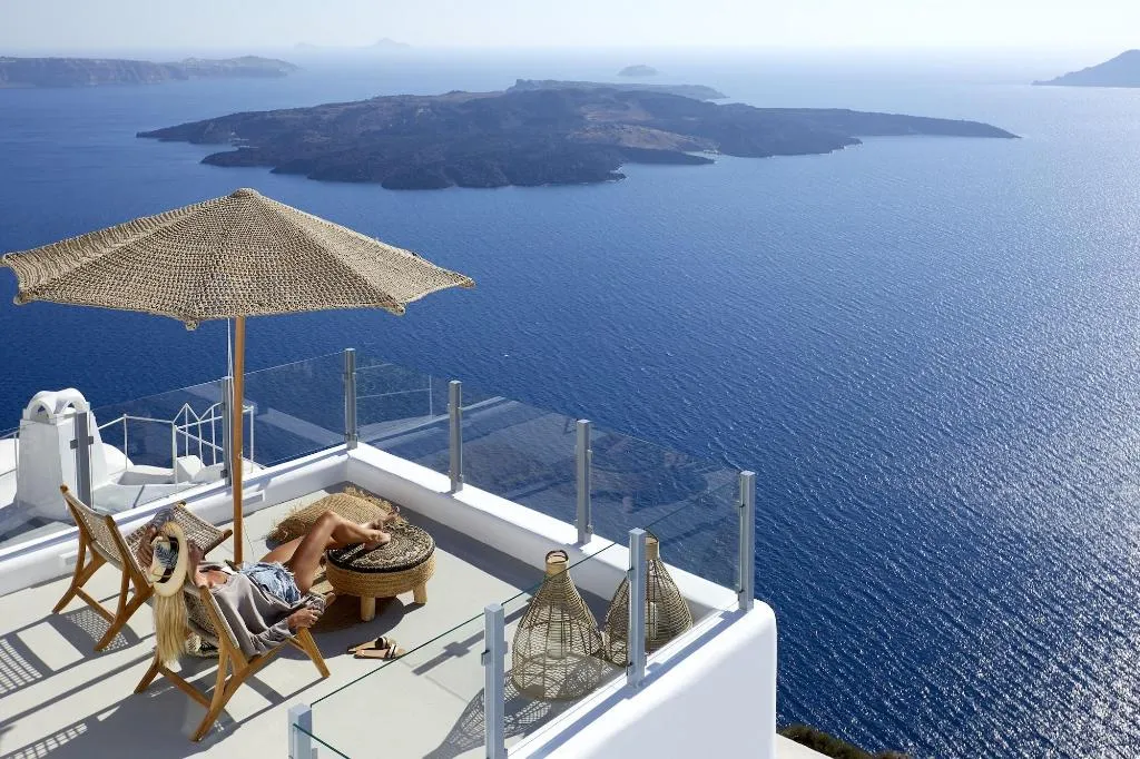 Room, You And Me Suites, Santorini