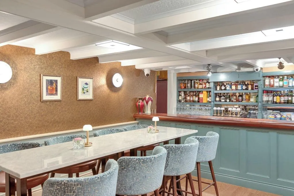 Bar, Kingsley, Cork