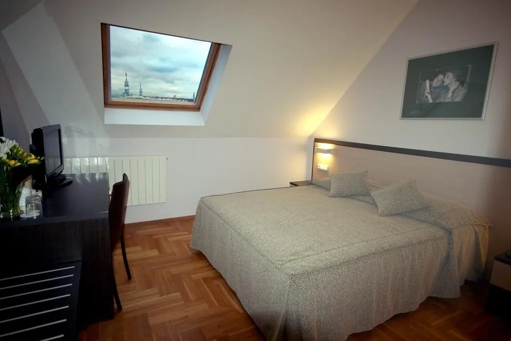 Room, Praga 1, Prague