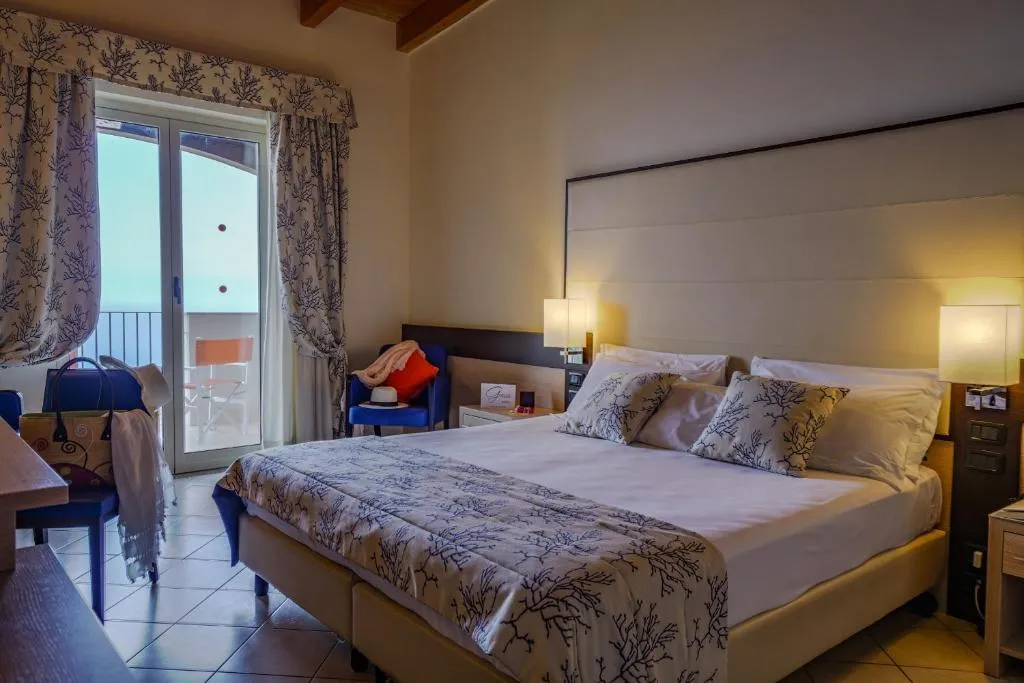 Double or Twin COMFORT Room, GH Avalon Sikani Resort, Catania