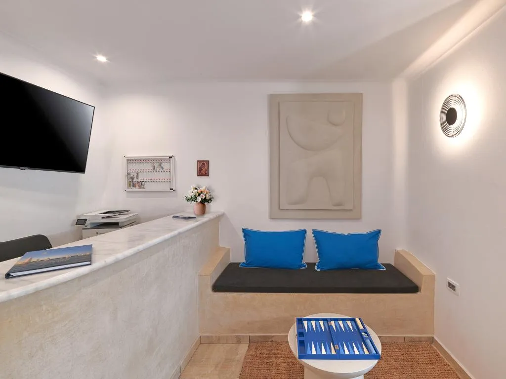 Lobby, Tatakis Design Hotel, Fira, Santorini