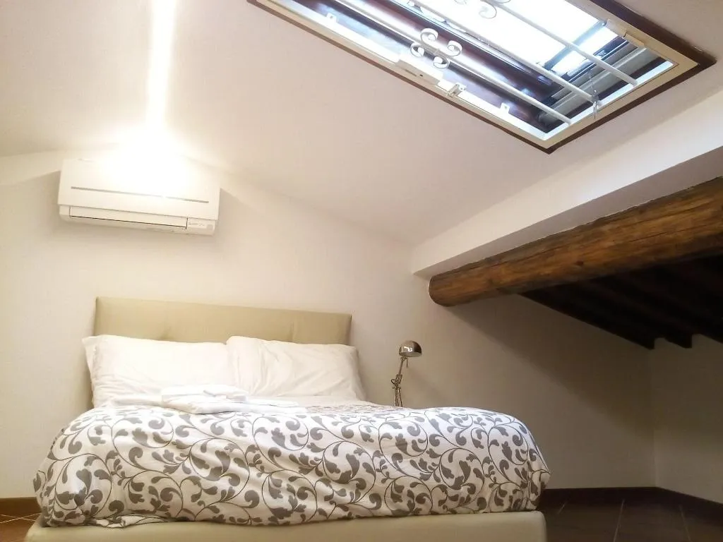 Room, Le Tre Lune Suites, Florence