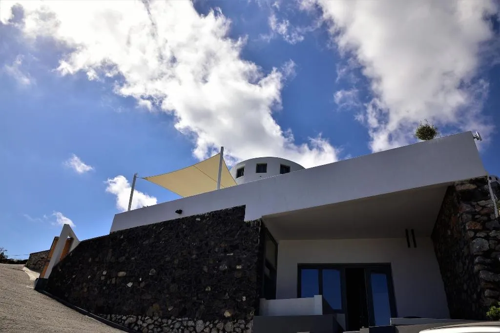 General view, Horizon Mills Villas & Suites, Santorini
