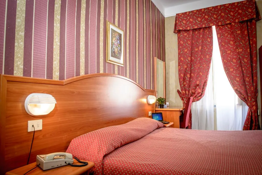 DOUBLE STANDARD Room, Emmaus, Rome