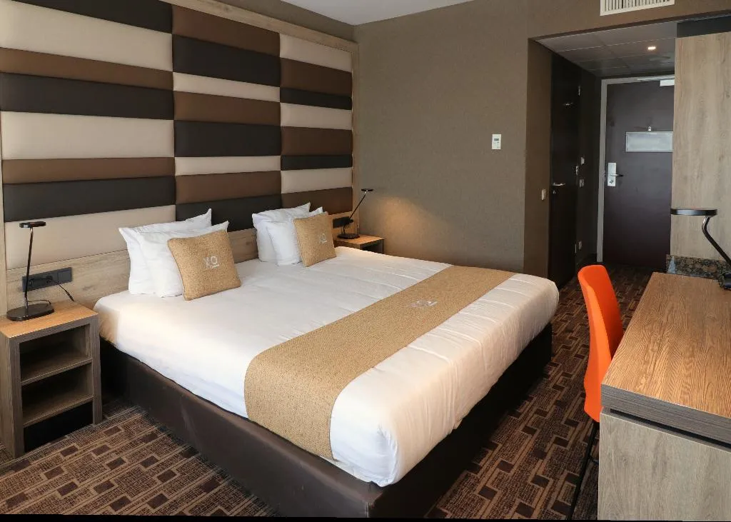 DOUBLE STANDARD Room, Xo Hotels Blue Tower, Amsterdam