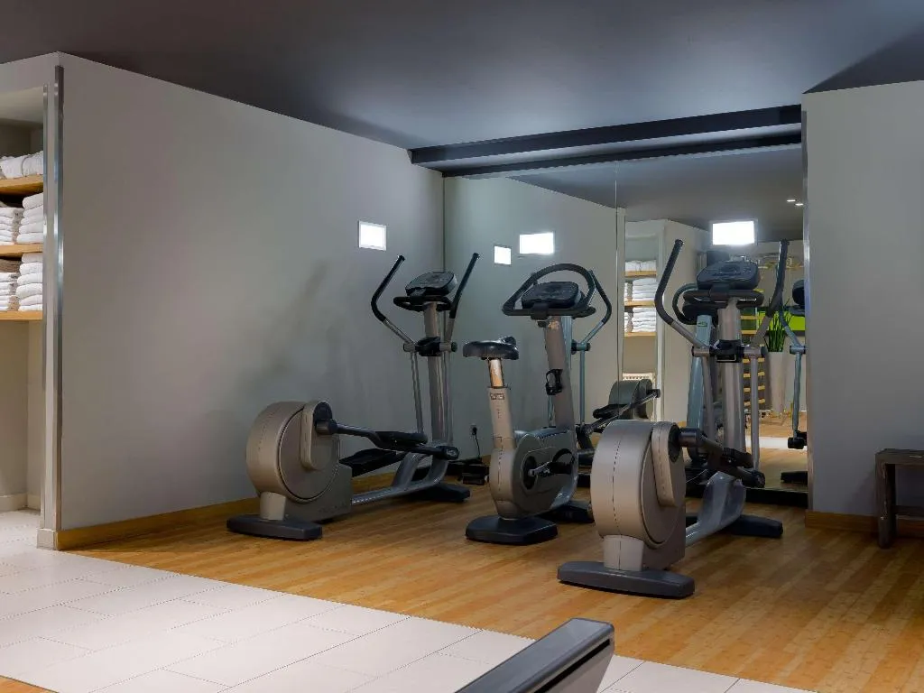Sports and Entertainment, Movenpick Hotel Amsterdam City Centre, Amsterdam