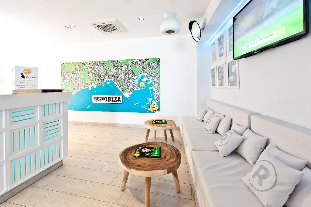 Lobby, Ryans La Marina, Ibiza