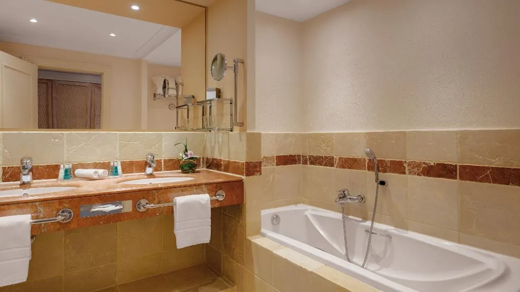 DOUBLE GOLF VIEW Room, Steigenberger Hotel & Resort Camp de Mar, Majorca