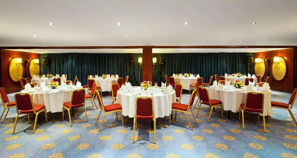 Conferences, Golden Tulip Sharjah, Dubai